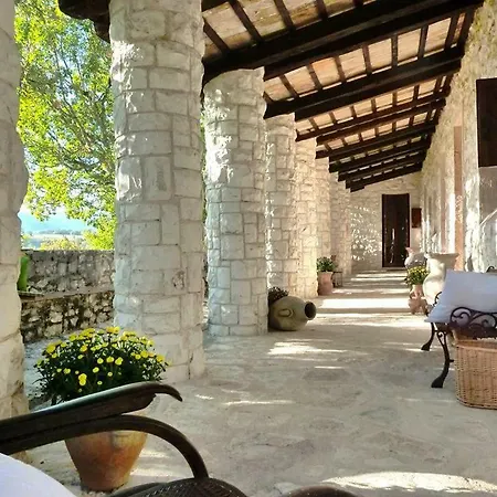 San Flaviano, Perugia Βίλα *